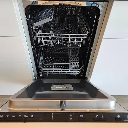 Anomis Infinity Pool & Sea-view * Năvodari