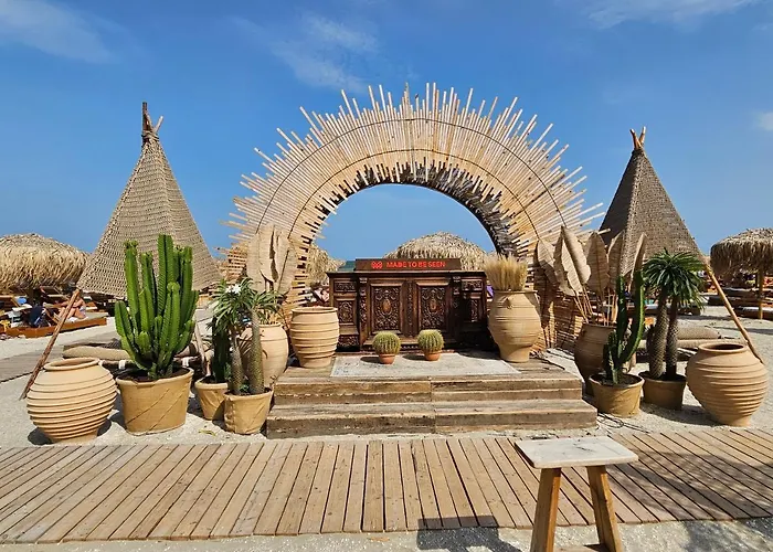 Anomis Infinity Pool & Sea-view Apartament Năvodari