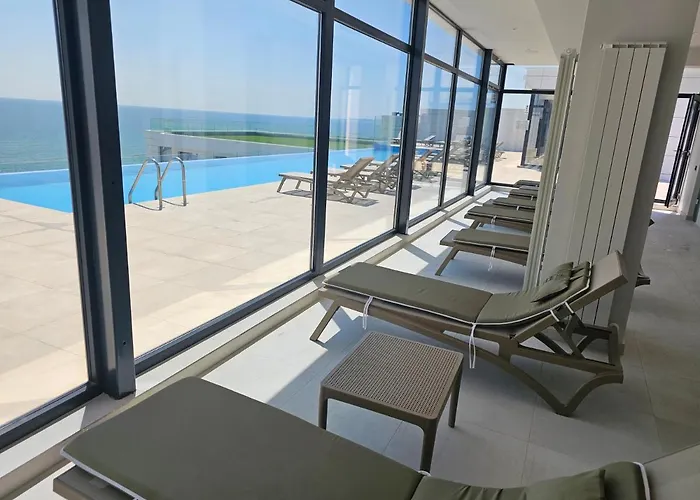 Anomis Infinity Pool & Sea-view *