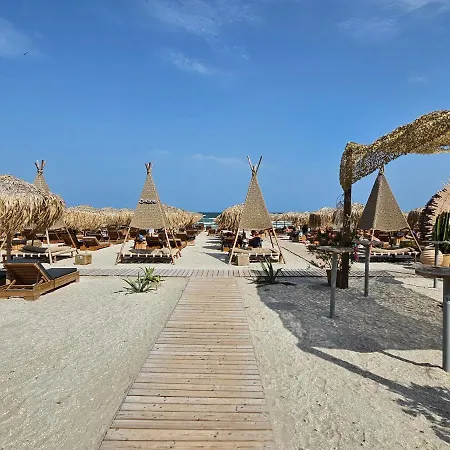 Anomis Infinity Pool & Sea-view Апартаменты *