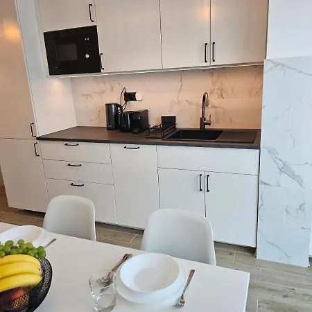 Anomis Infinity Pool & Sea-view Апартаменты Нэводари