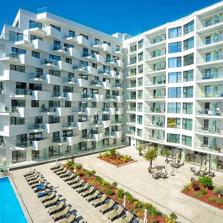 Anomis Infinity Pool & Sea-view Apartament