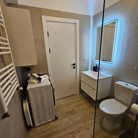 Anomis Infinity Pool & Sea-view Apartament *